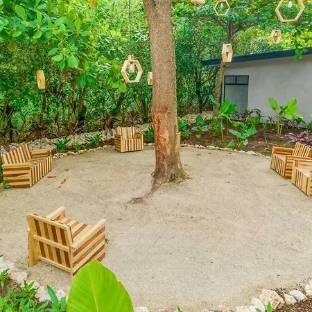 Pipa'S Surf House Marbella - Casita Tierra Vila
